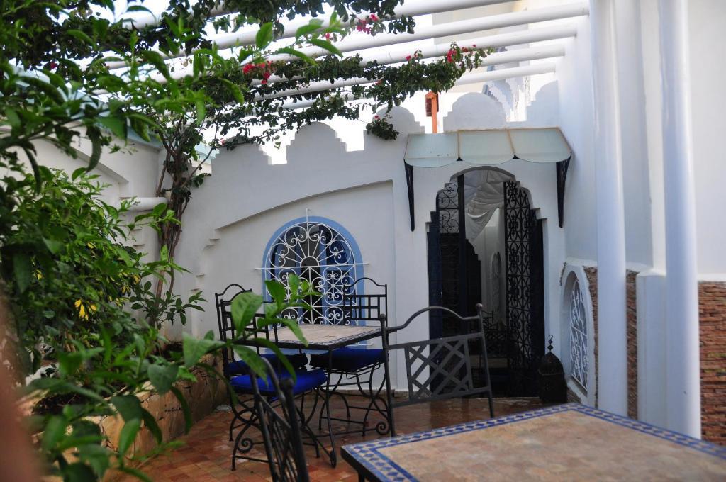 Hotel Al Alba Hammam & Restaurant Asilah Buitenkant foto